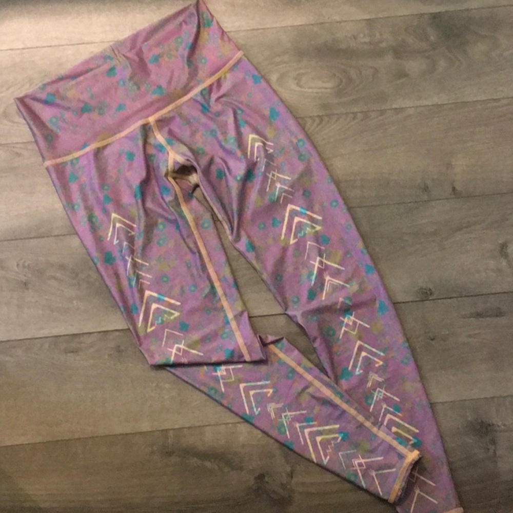 TEEKI LEGGINGS